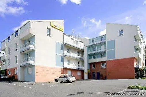 Terres De France Apartmanhotel Breszt