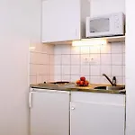 Lägenhetshotell Terres De France 2*