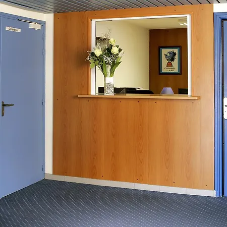 Terres De France Aparthotel