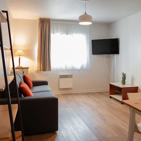 Hotel apartamentowy Terres De France Brest