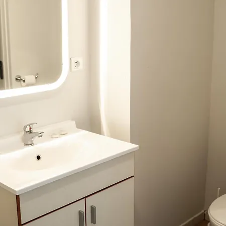Hotel apartamentowy Terres De France 2*
