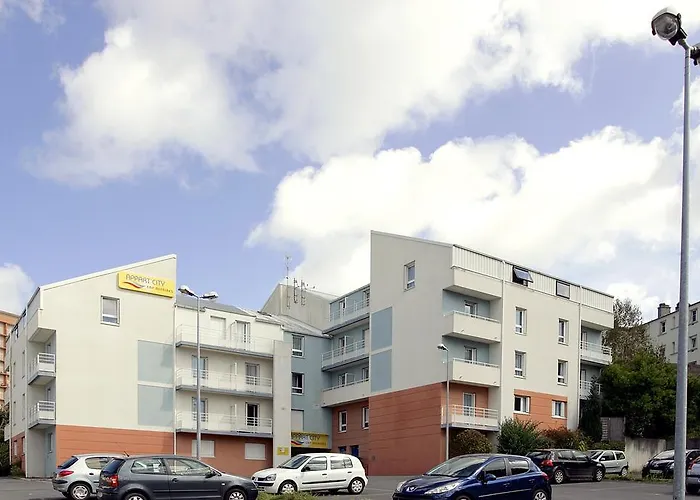 Terres De France Hotel apartamentowy Brest